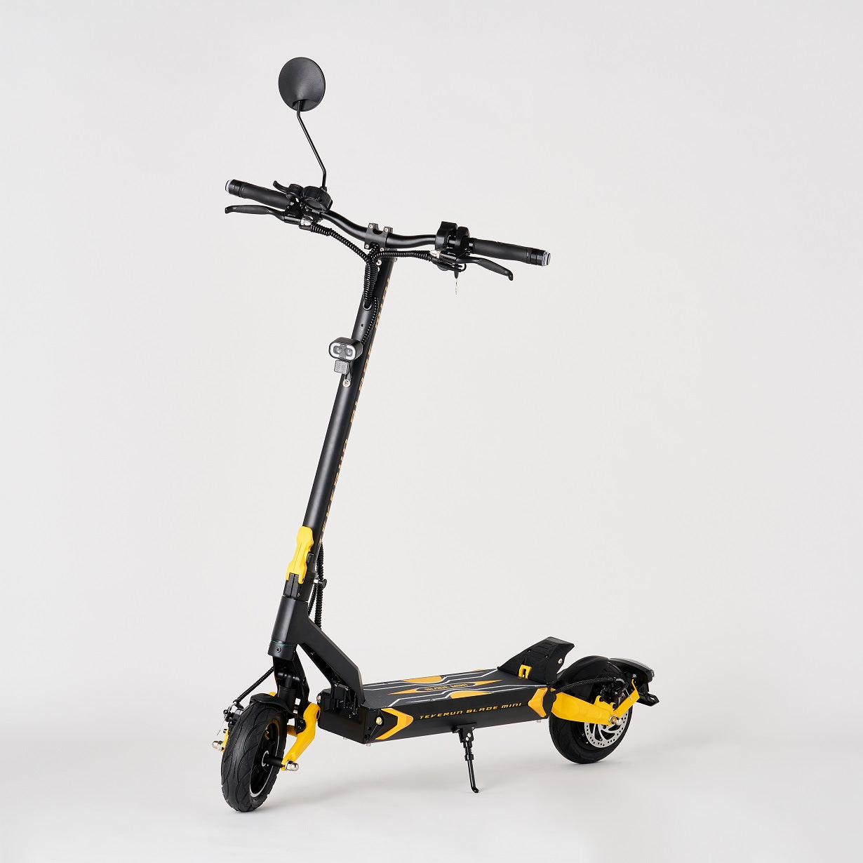 スーパーセール【30%OFF】BLADE MINI  電動キックボード  500W（公道走行可能 / 原付一種）【ev mart 横浜本牧店お渡し限定】